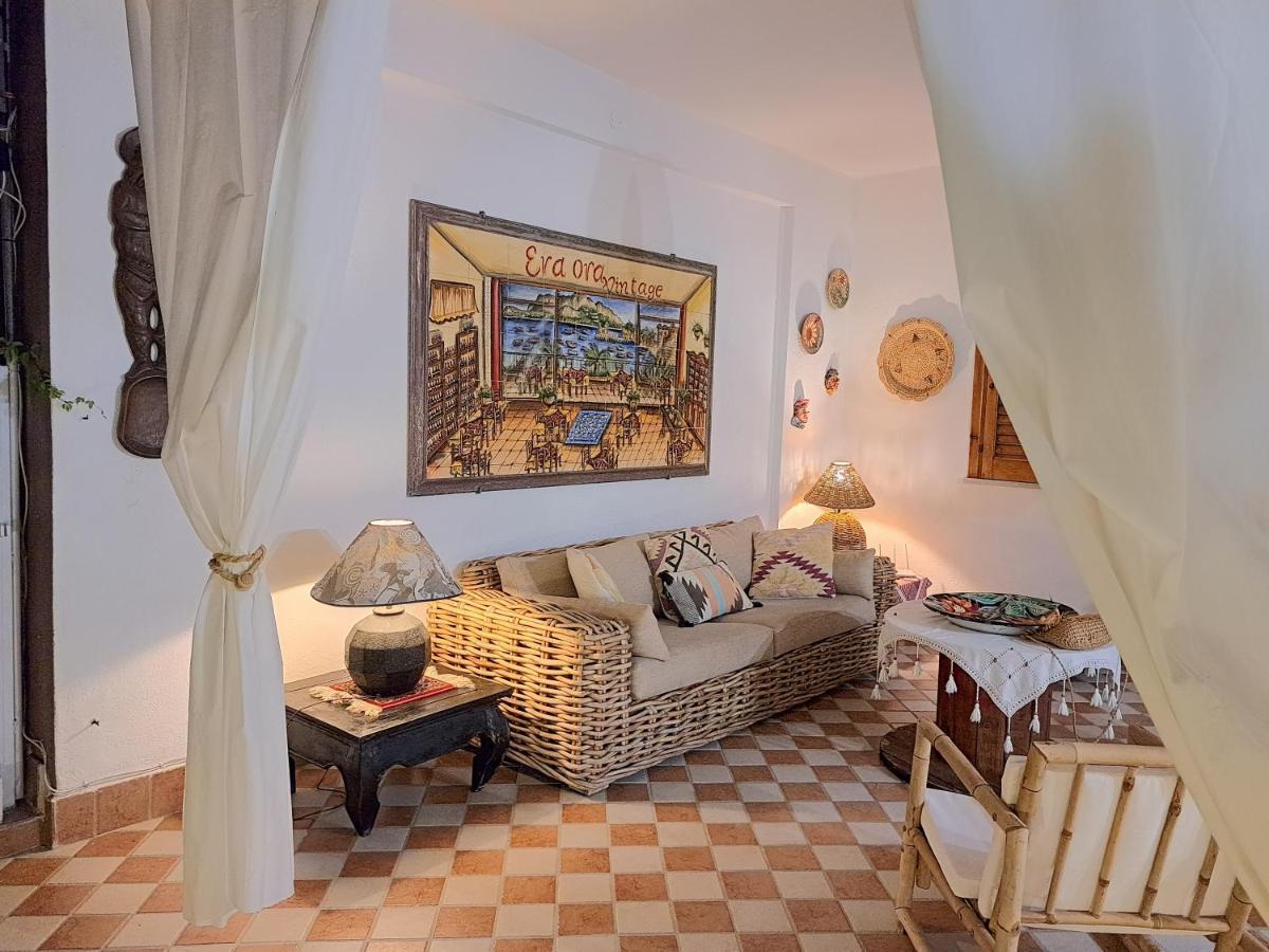 Апартаменти Casa Perciata - Locazione Turistica Монделло Екстер'єр фото